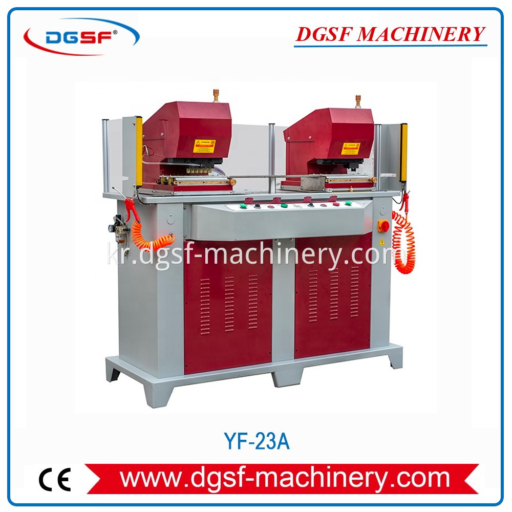 Double Heads Hydraulic Punching Machine 